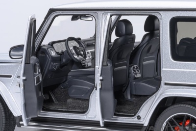 Mercedes AMG G63 2019 iridium silber Modellauto 1:18 Autoart