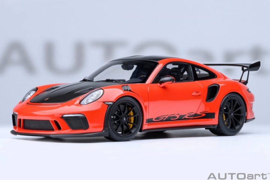 Porsche 911 (991.2) GT3 RS Weissach 2017 lava orange Alufelgen Modellauto 1:18 Autoart