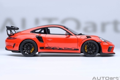 Porsche 911 (991.2) GT3 RS Weissach 2017 lava orange Alufelgen Modellauto 1:18 Autoart