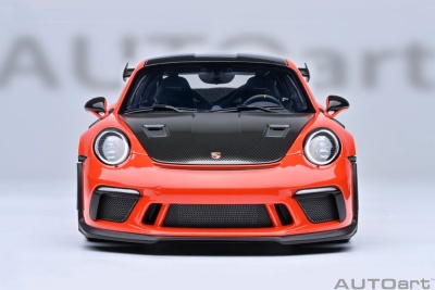 Porsche 911 (991.2) GT3 RS Weissach 2017 lava orange Alufelgen Modellauto 1:18 Autoart