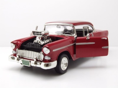 Chevrolet Bel Air Custom Hot Rod 1955 dunkelrot mit Blown Motor Modellauto 1:18 Motormax