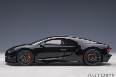 Bugatti Chiron Sport 2019 nocturne schwarz Modellauto...