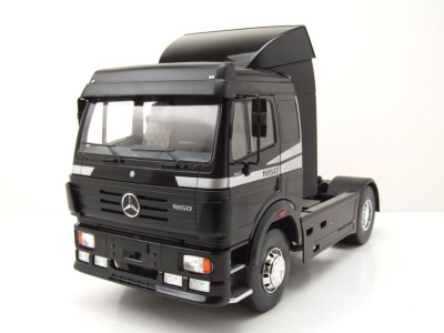 Mercedes SK II Zugmaschine 1994 schwarz Modellauto 1:18 MCG