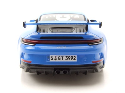 Porsche 911 GT3 2022 blau Modellauto 1:18 Maisto