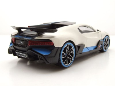 Bugatti Divo 2018 weiß Modellauto 1:24 Maisto