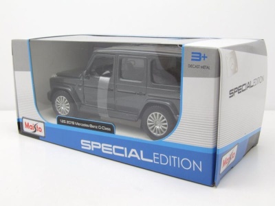 Mercedes G500 G-Klasse G-Modell 2019 grau metallic Modellauto 1:24 Maisto