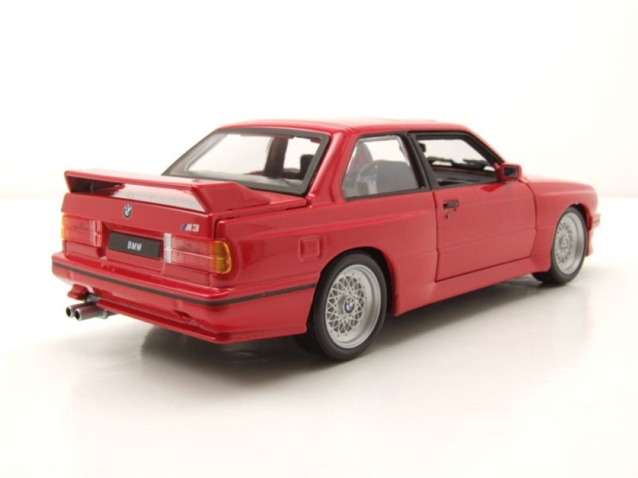 Bmw e30 bburago