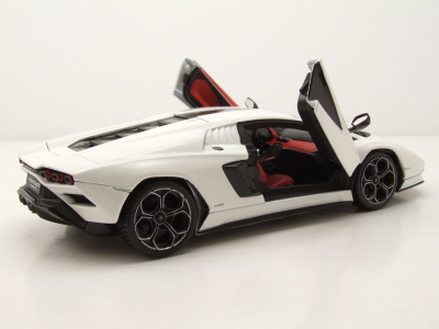 Lamborghini Countach LPI 800-4 2022 weiß Modellauto 1:24 Bburago
