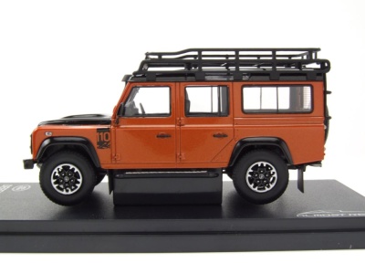 Land Rover Defender 110 Adventure Edition 2015 orange Modellauto 1:43 Almost Real