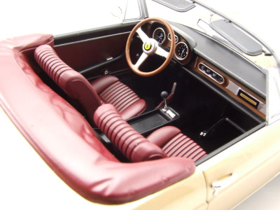 Ferrari 275 GTS Spyder 1964 Pininfarina gold Modellauto 1:18 KK Scale