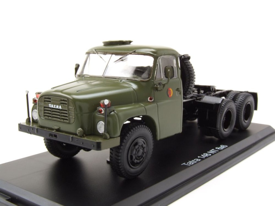 Tatra　T148 ソリド軍用車両　クレーントラック　1/43