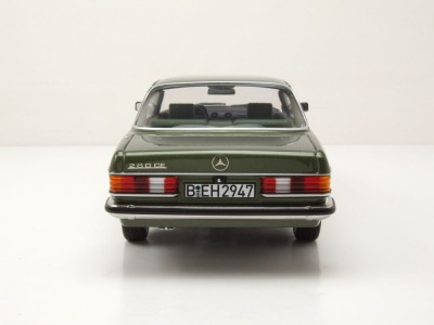 Mercedes 280 CE W123 Coupe 1980 grün metallic Modellauto 1:18 Norev