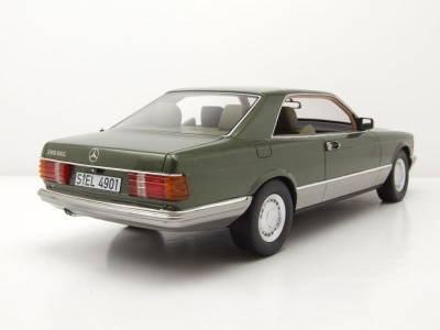 Mercedes 380 SEC C126 1982 dunkelgrün metallic Modellauto 1:18 Cult Scale Models