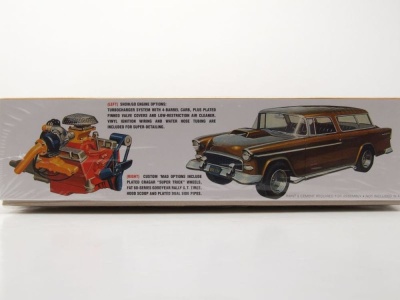 Chevrolet Nomad Wagon 1955 Kunststoffbausatz Modellauto 1:16 AMT