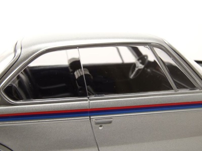 BMW 3,0 CSL 1973 silber Modellauto 1:18 Minichamps