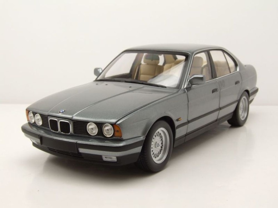 BMW 5er 535i E34 1988 grau metallic Modellauto 1:18 Minichamps