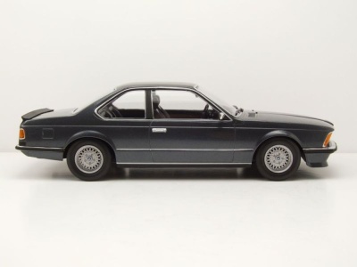 BMW 635 CSI 1982 grau metallic Modellauto 1:18 Minichamps