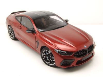 BMW M8 Coupe 2020 rot metallic Modellauto 1:18 Minichamps