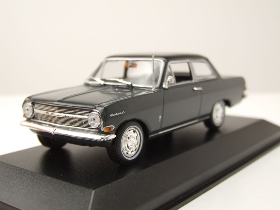Opel Rekord A 1962 grau Modellauto 1:43 Maxichamps