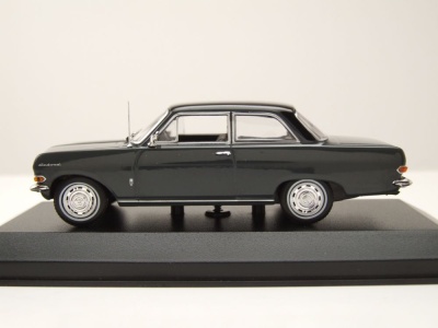 Opel Rekord A 1962 grau Modellauto 1:43 Maxichamps