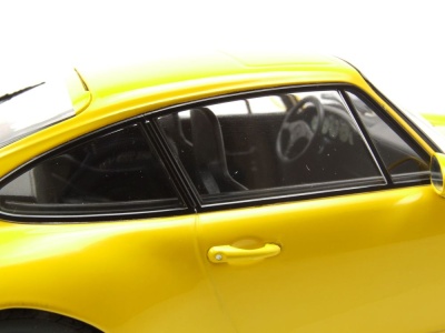 Porsche 911 (993) RS 1994 gelb Modellauto 1:18 Minichamps
