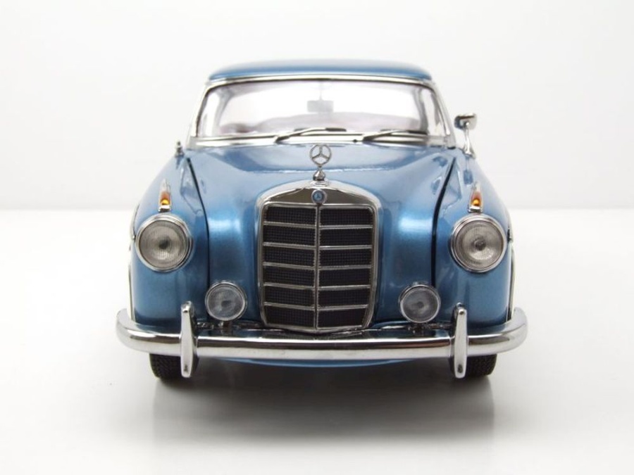Modellauto Mercedes 220 SE Coupe W128 1958 hellblau metallic 1:18