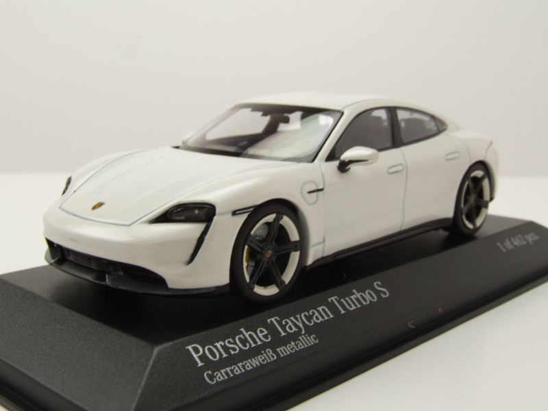 Porsche Taycan Turbo S 2020 weiß metallic Modellauto 1:43 Minichamps