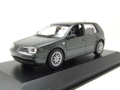 VW Golf 4 1999 grau metallic Modellauto 1:43 Maxichamps