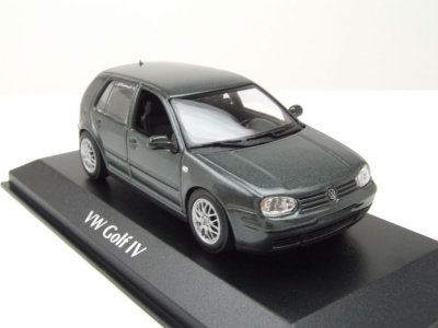 VW Golf 4 1999 grau metallic Modellauto 1:43 Maxichamps
