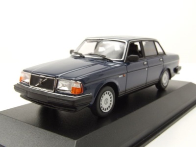 Volvo 240 GL 1986 dunkelblau Modellauto 1:43 Maxichamps