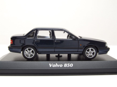 Volvo 850 1994 dunkelblau metallic Modellauto 1:43 Maxichamps