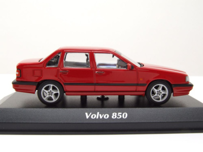 Volvo 850 1994 rot Modellauto 1:43 Maxichamps