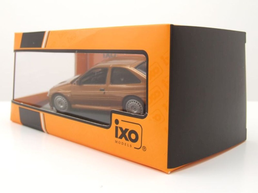 Ford Escort MKV RS Cosworth 1992 Miniature IXO 1/43 – Marron Métal, CLC415N