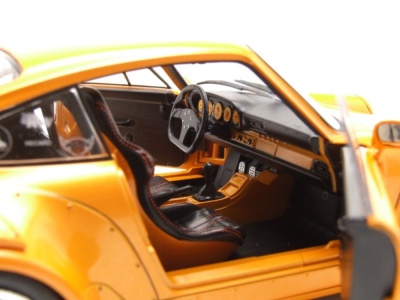 Porsche 911 (964) RWB Hibiki 2016 orange Modellauto 1:18 Solido