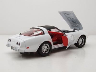 Chevrolet Corvette C3 1979 weiß Modellauto 1:24 Motormax
