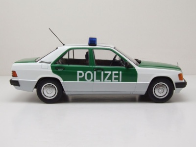 Mercedes 190 W201 Polizei 1993 grün weiß Modellauto 1:18 Triple9