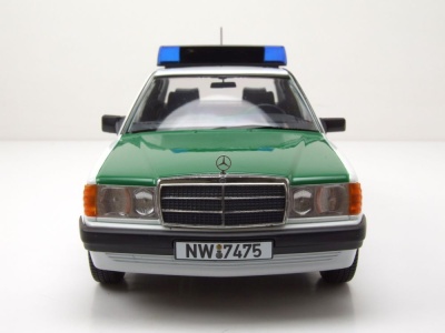 Mercedes 190 W201 Polizei 1993 grün weiß Modellauto 1:18 Triple9