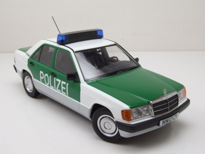 Mercedes 190 W201 Polizei 1993 grün weiß Modellauto 1:18 Triple9