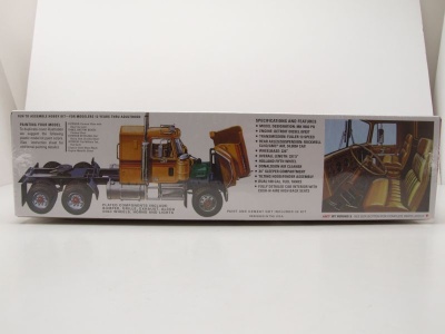 GMC General Semi Tractor Zugmaschine Kunststoffbausatz Modellauto 1:25 AMT
