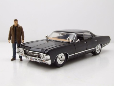 Chevrolet Impala Sport Sedan 1967 schwarz Supernatural mit Figur Modellauto 1:24 Jada Toys