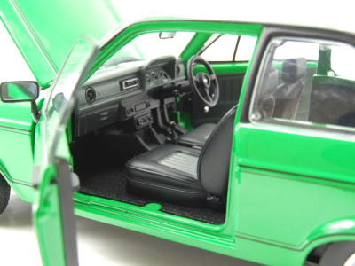 Ford Escort MK2 Sport 1975 grün Modellauto 1:18 Sun Star