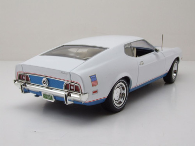 Ford Mustang Fastback Class of 1972 weiß Modellauto...