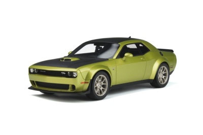 Dodge Challenger R/T Scat Pack Widebody 50th Anniversary grün Modellauto 1:18 GT Spirit