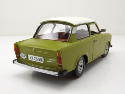 Trabant 601 grün weiß Modellauto 1:18 Sun Star