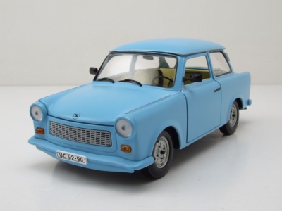 Trabant 601 hellblau Modellauto 1:18 Sun Star