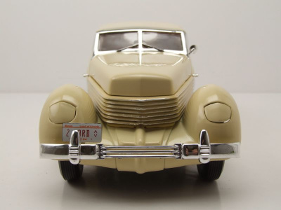Cord 810 1936 gelb Modellauto 1:18 Signature Models