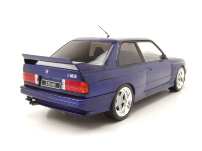 BMW M3 E30 1989 dunkelblau metallic Modellauto 1:18 ixo models