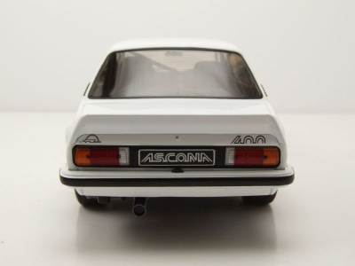 Opel Ascona B 400 1982 weiß Modellauto 1:18 ixo models