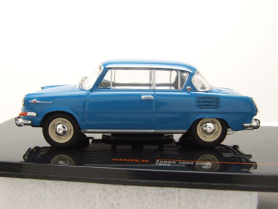 Skoda 1000 MBX 1966 hellblau Modellauto 1:43 ixo models