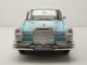 Mercedes 220 S Heckflosse W111 1965 hellblau Modellauto 1:18 Norev